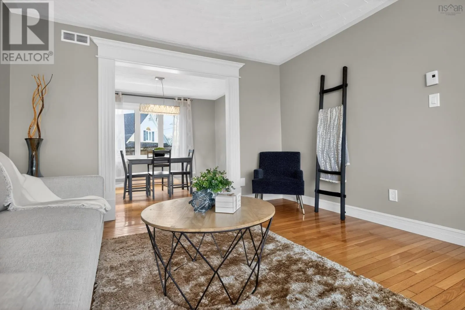 144 Pinewood Crescent