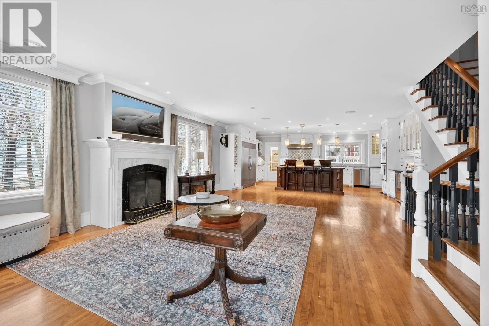 15 Whitney Avenue