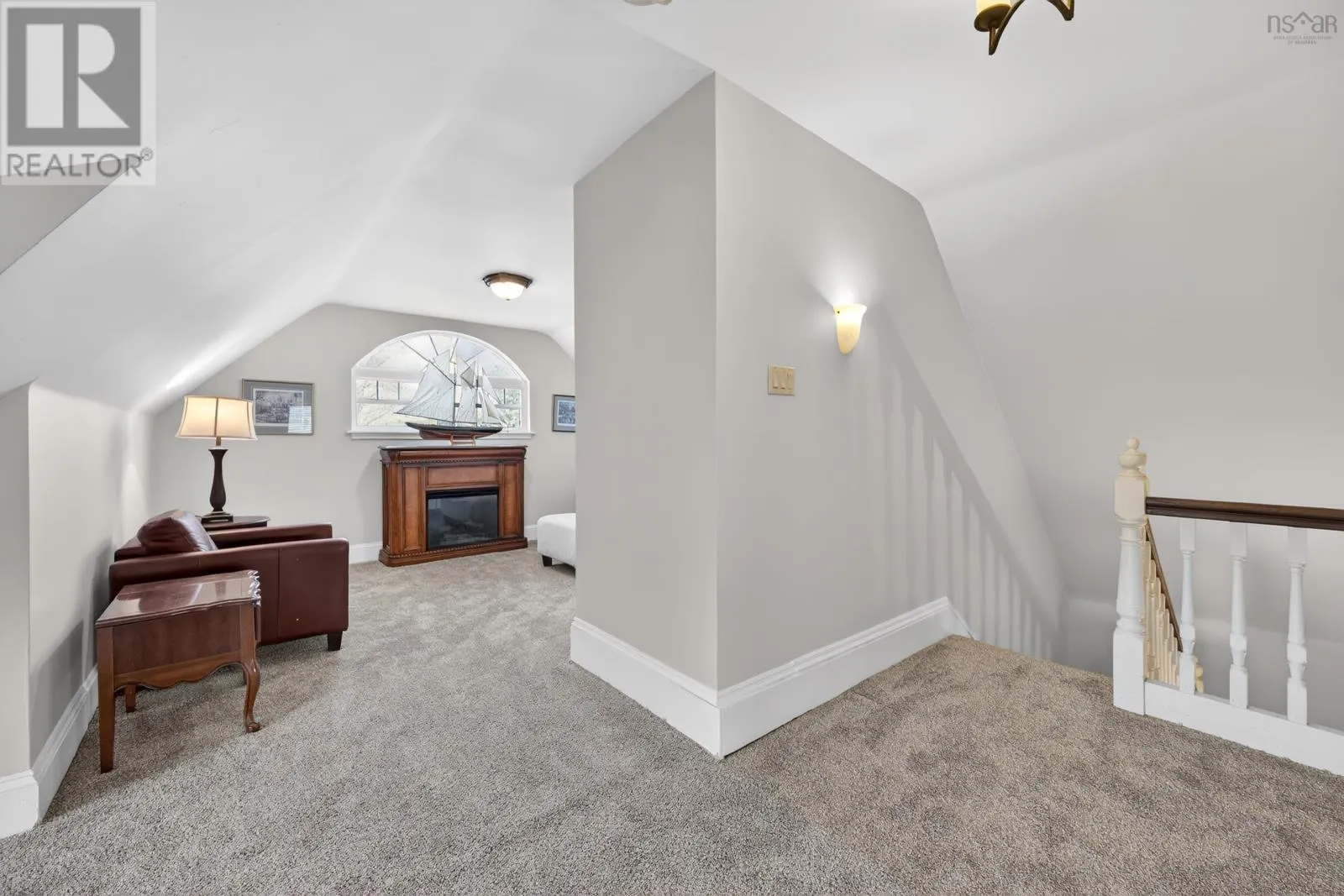 15 Whitney Avenue