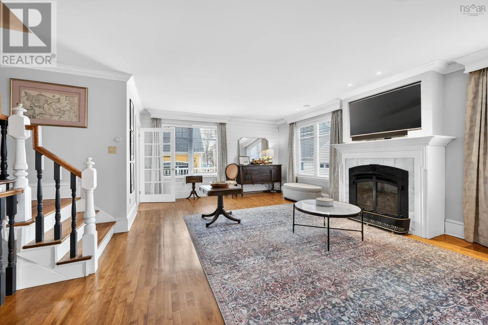 15 Whitney Avenue