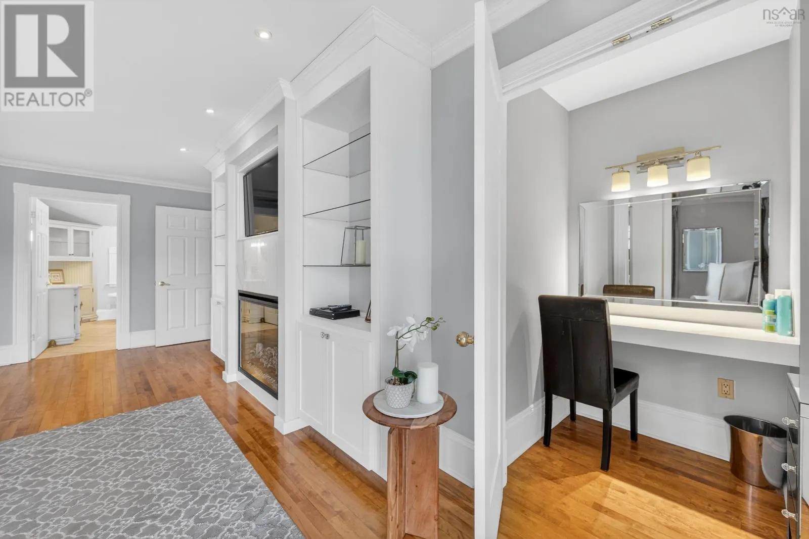 15 Whitney Avenue