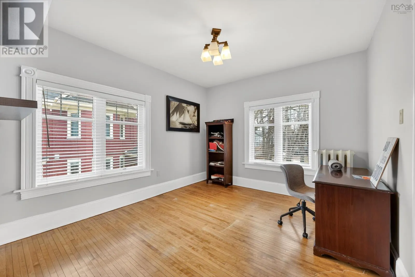 15 Whitney Avenue