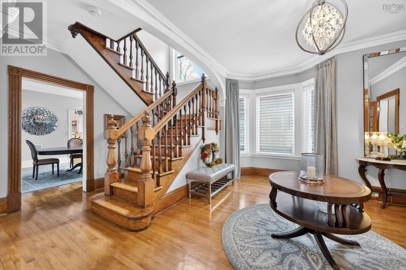 15 Whitney Avenue