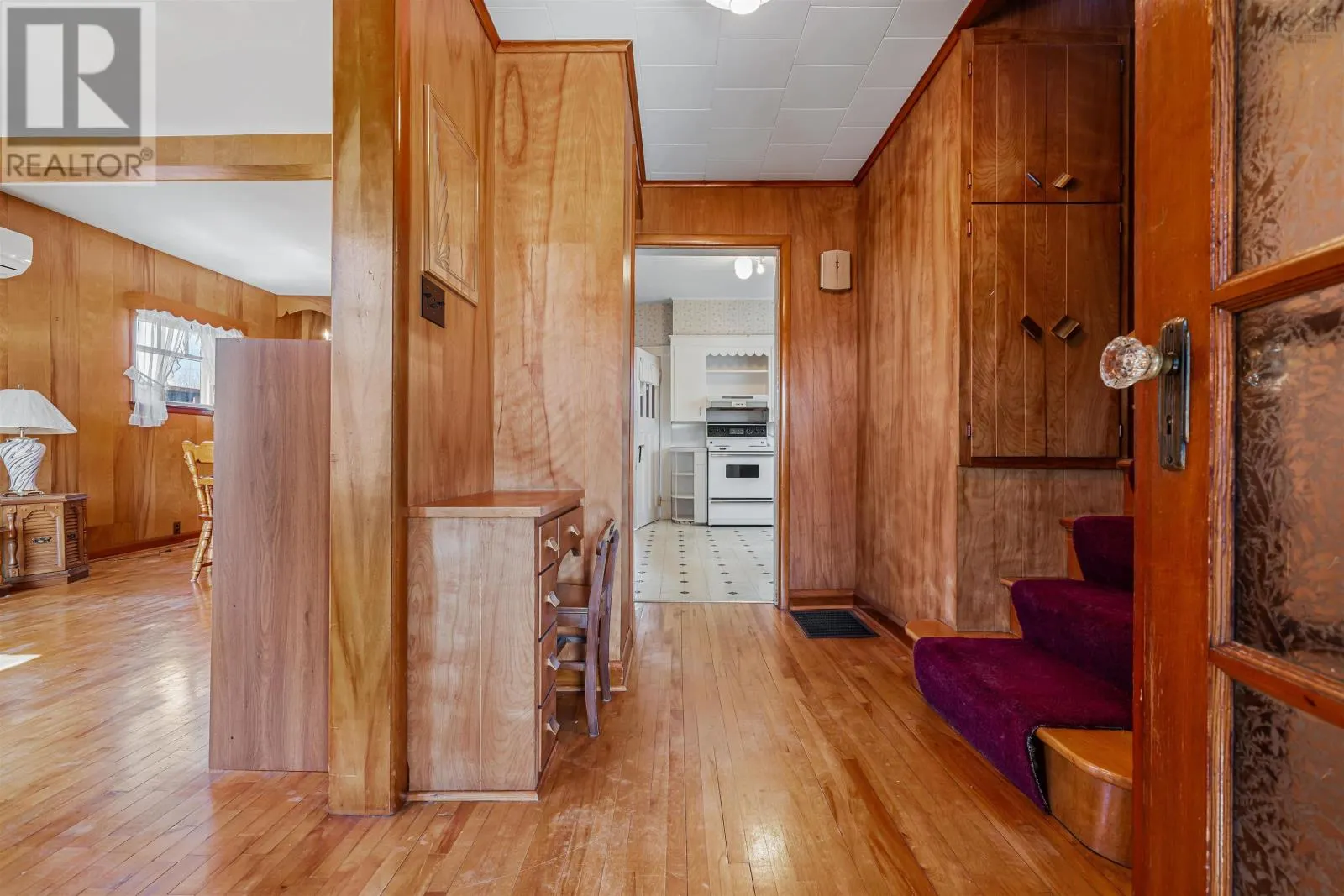 8 Robie Street