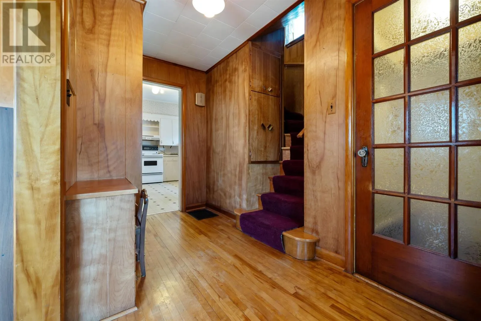 8 Robie Street