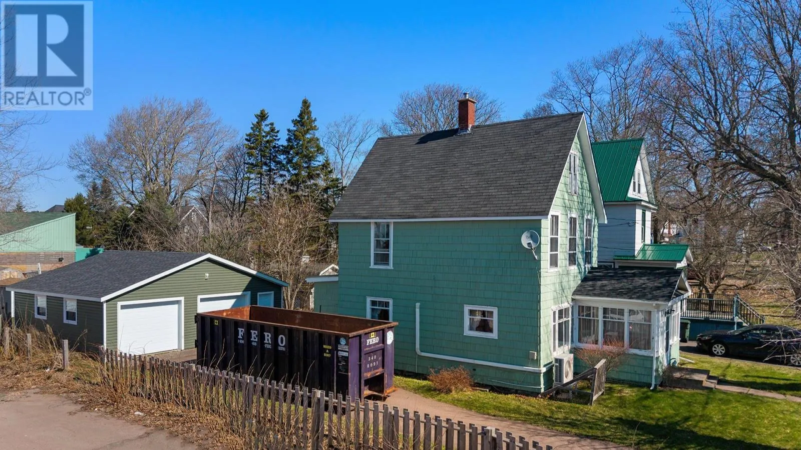 8 Robie Street