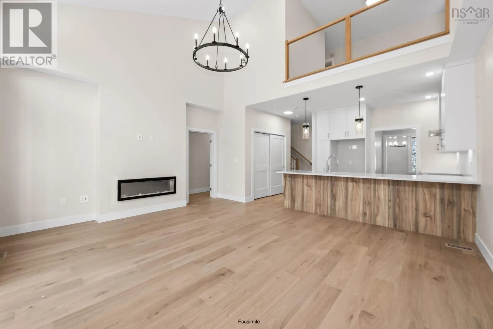 GW021 142 Gardenia Way
