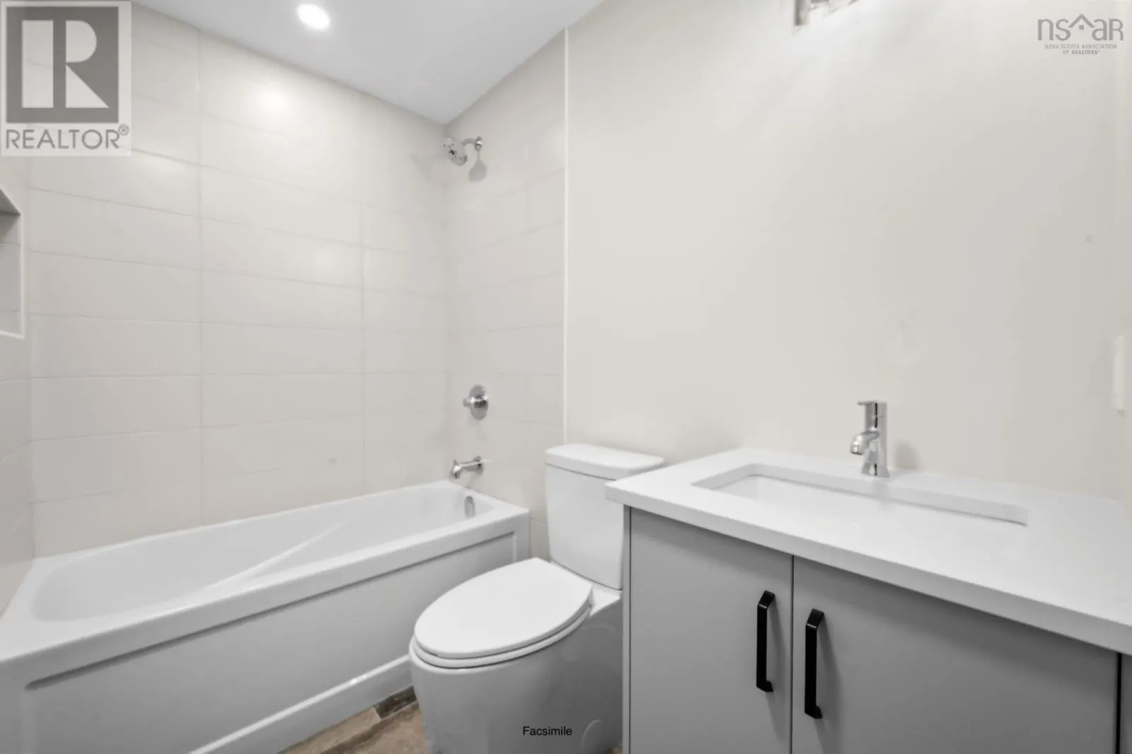 GW021 142 Gardenia Way