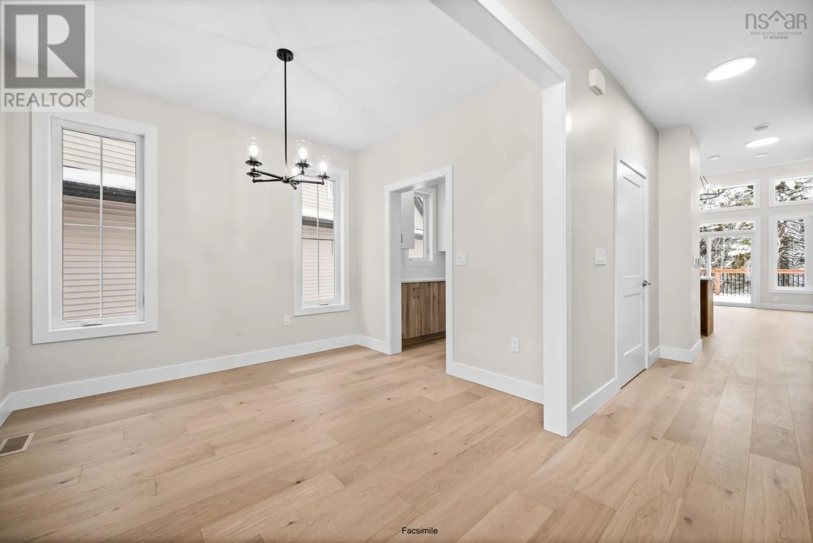 GW021 142 Gardenia Way