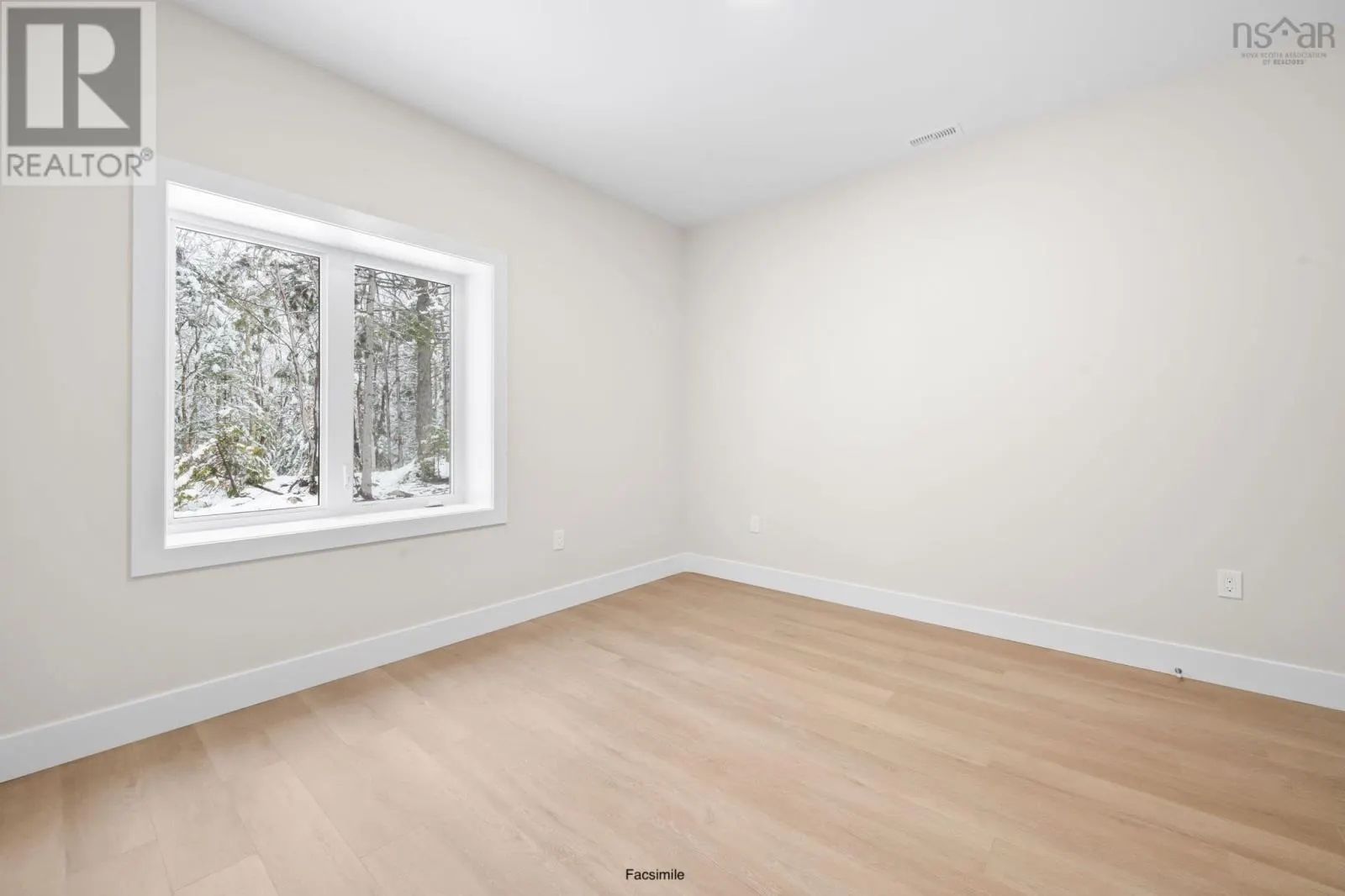 GW021 142 Gardenia Way