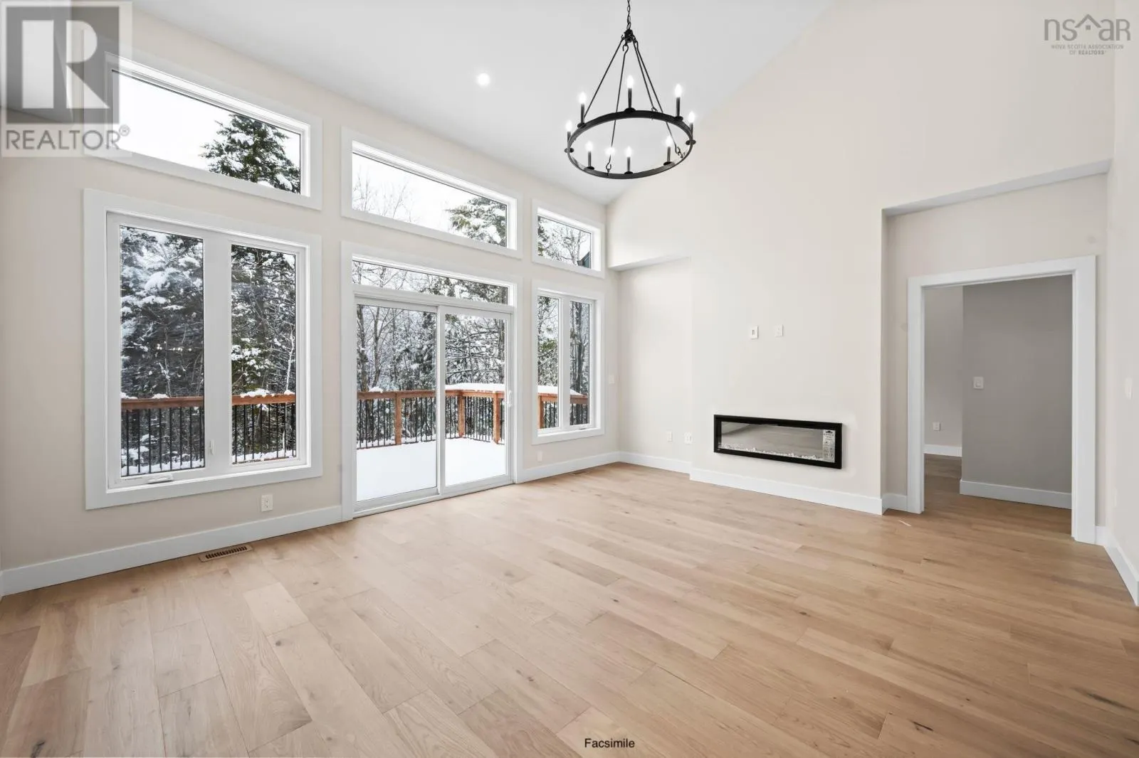 GW021 142 Gardenia Way