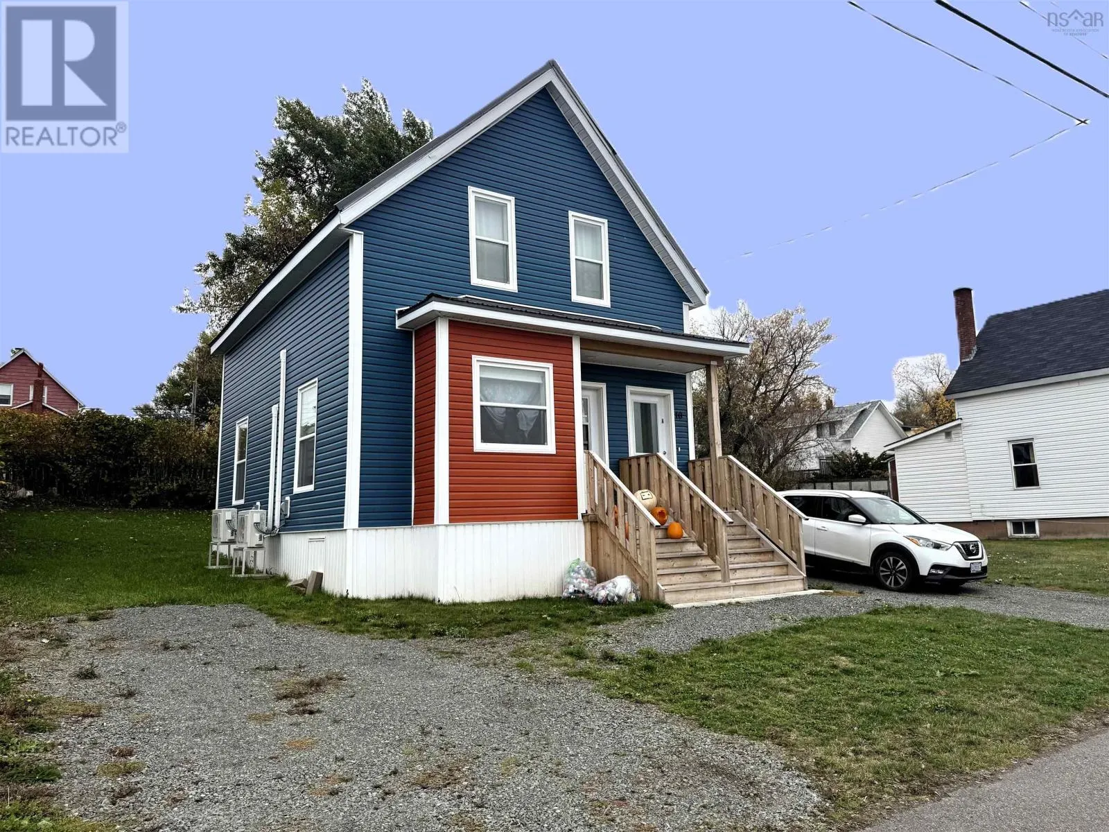 10 Pioneer Street