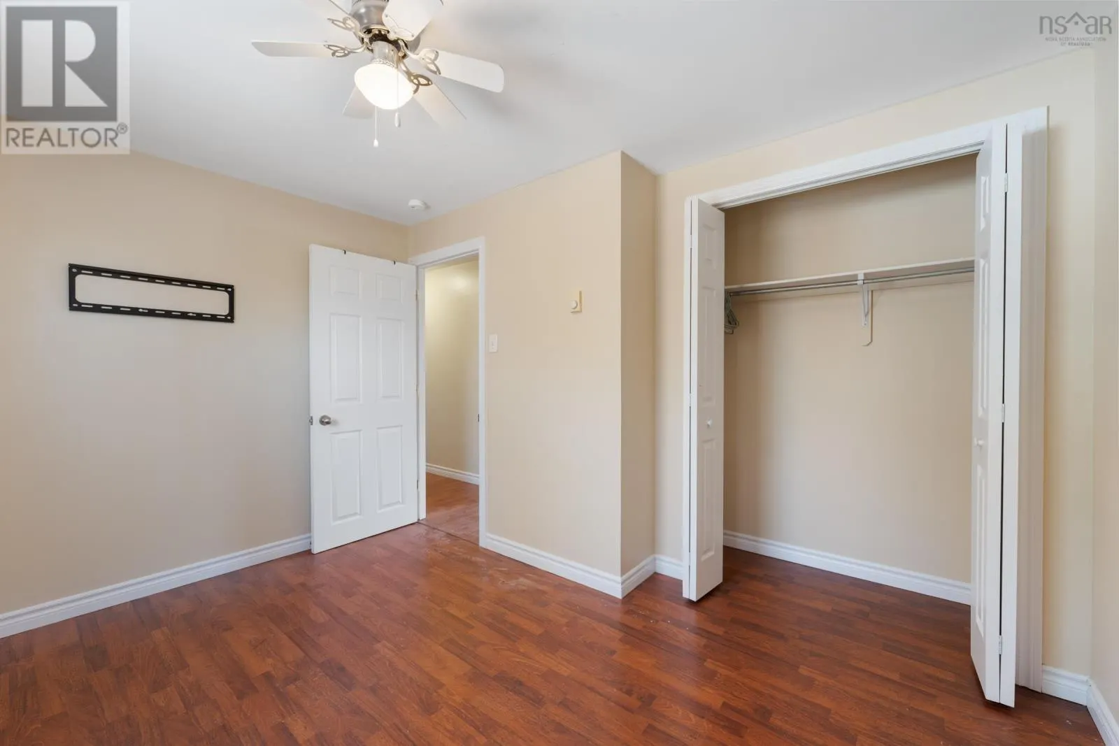 1 Pinecrest Drive