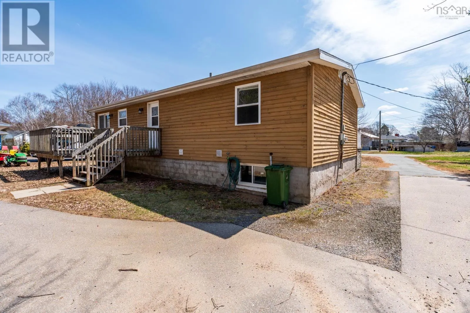 1 Pinecrest Drive