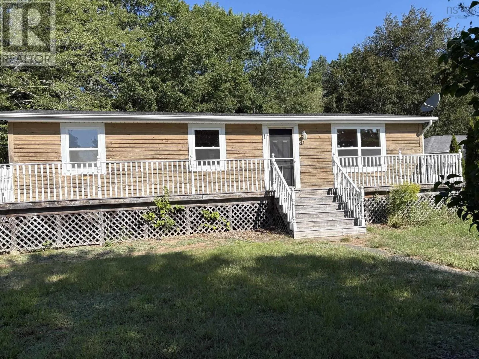 1 Pinecrest Drive