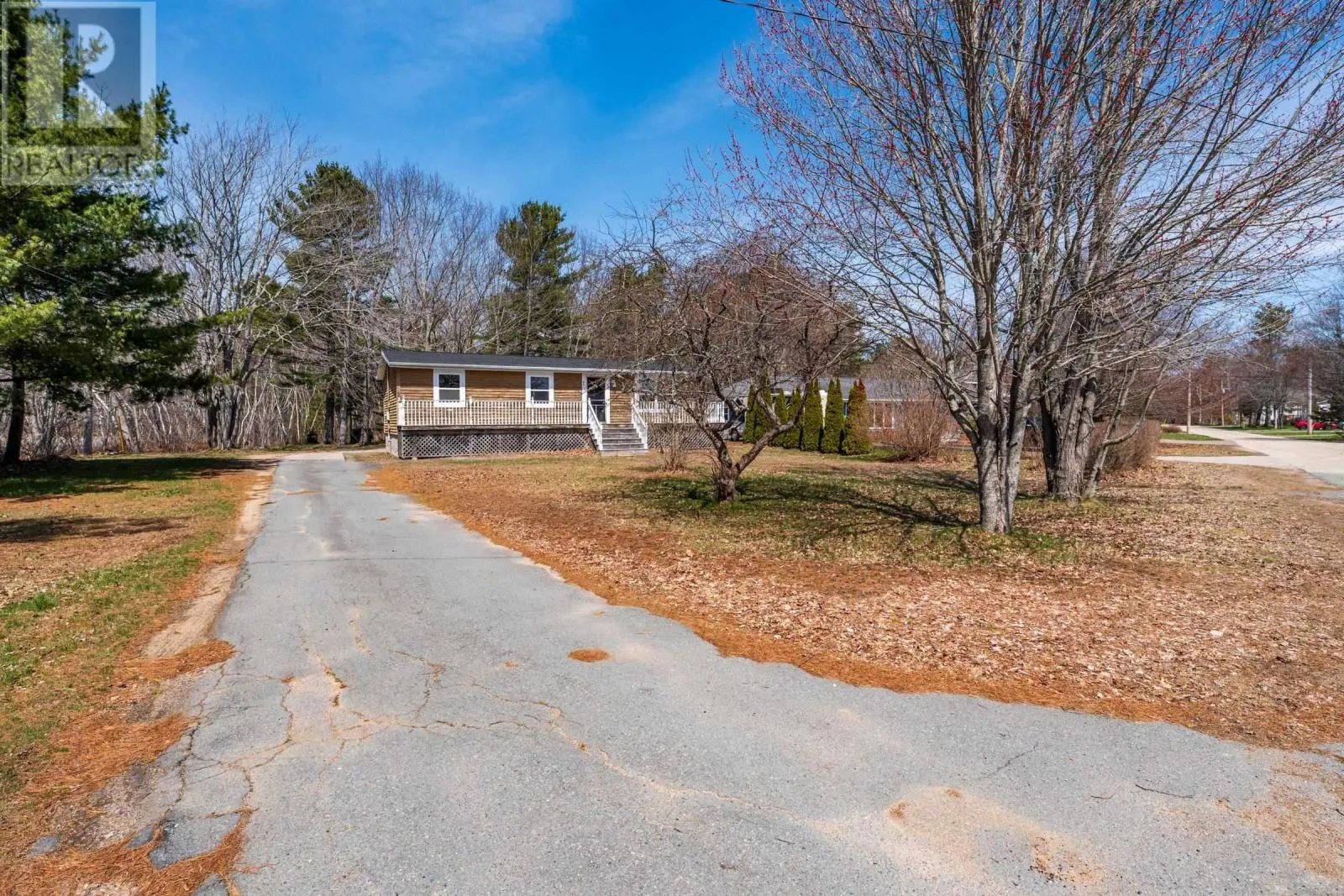 1 Pinecrest Drive