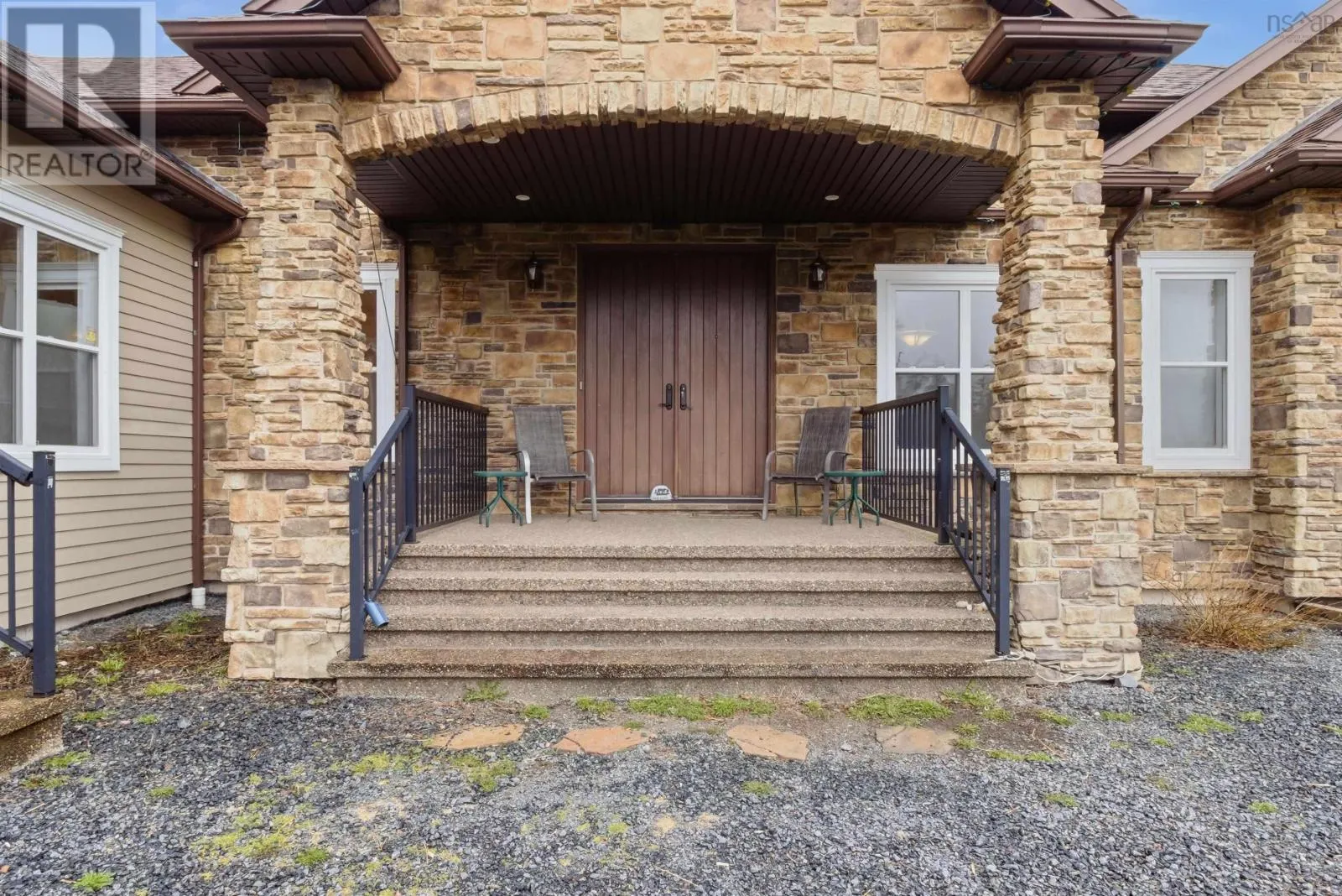 695 Sandwick Drive