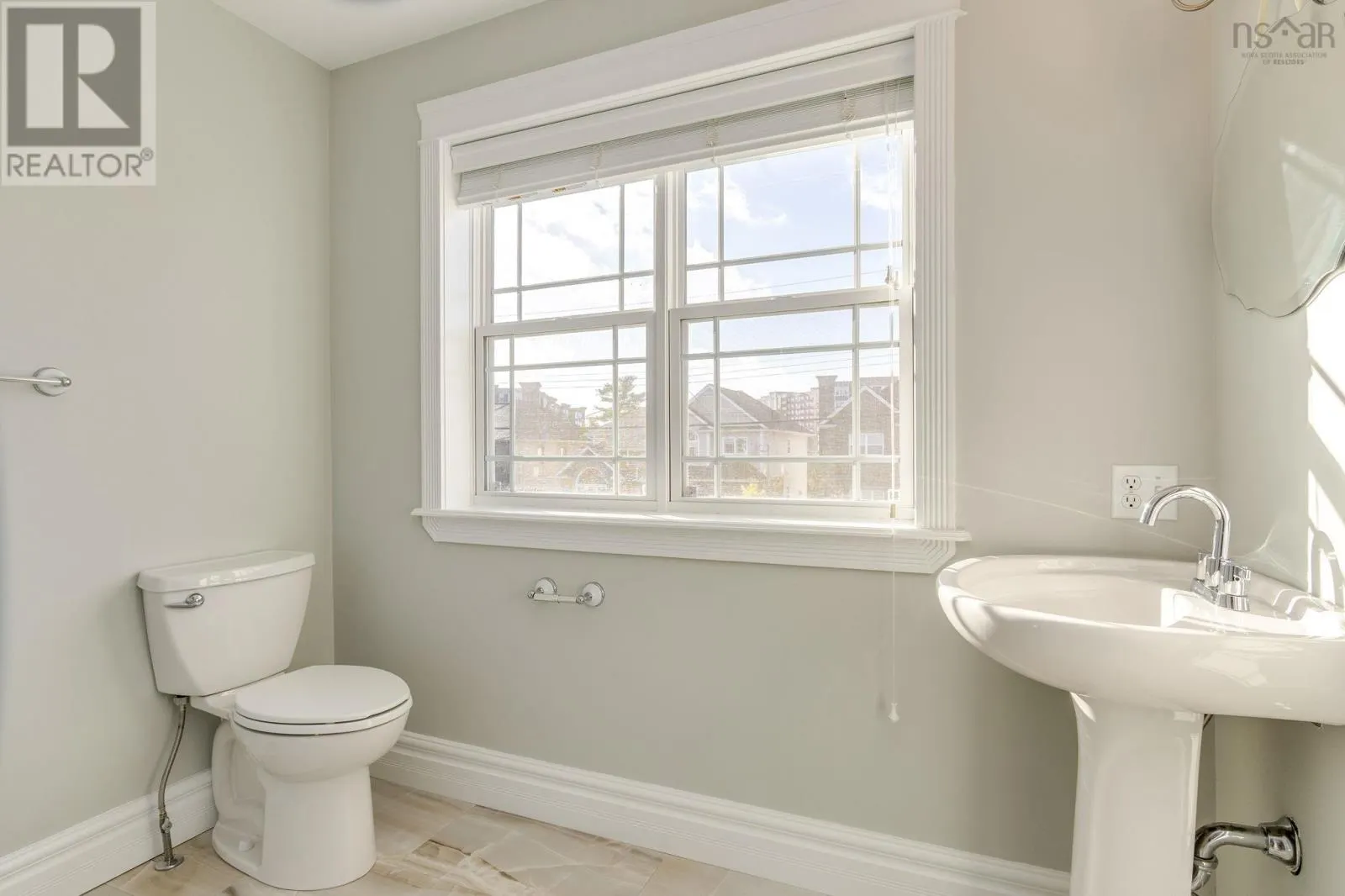 153 Ravines Drive