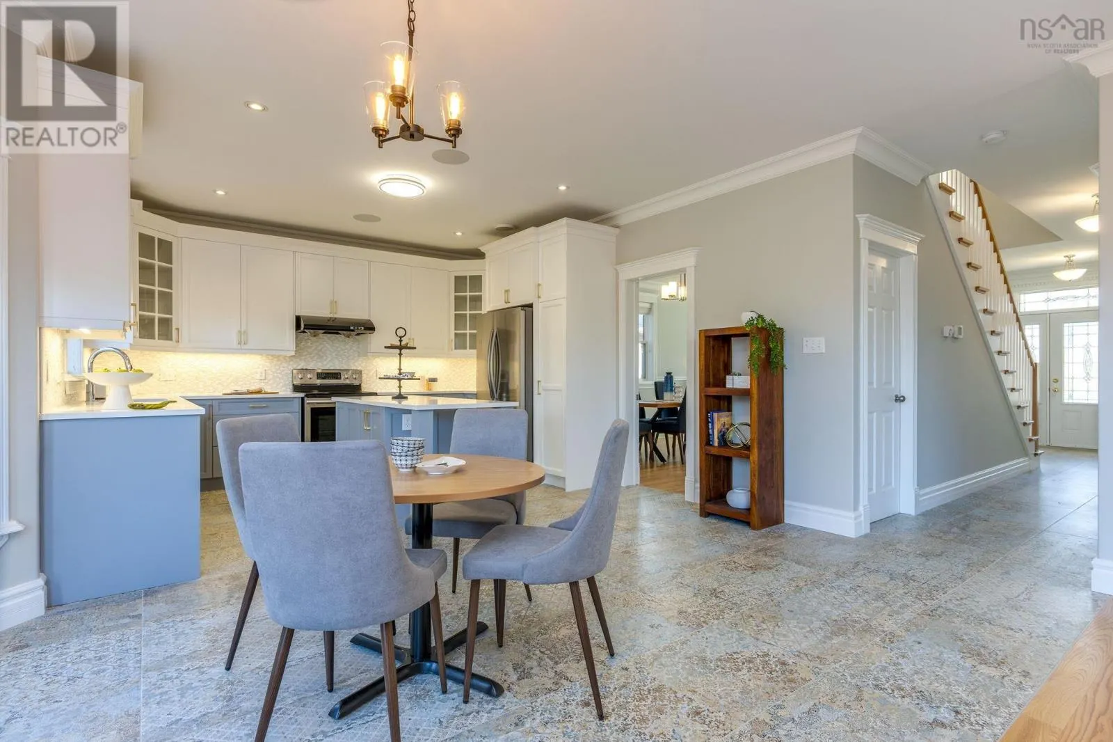 153 Ravines Drive