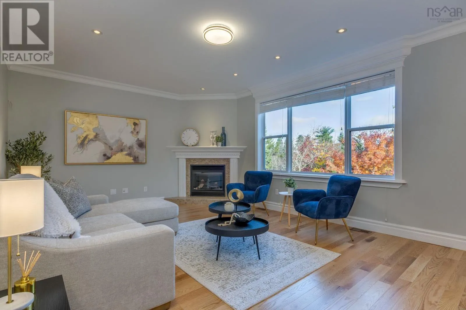 153 Ravines Drive