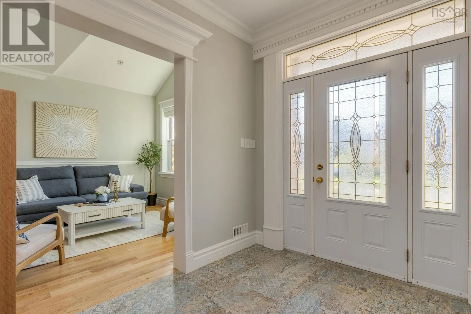 153 Ravines Drive