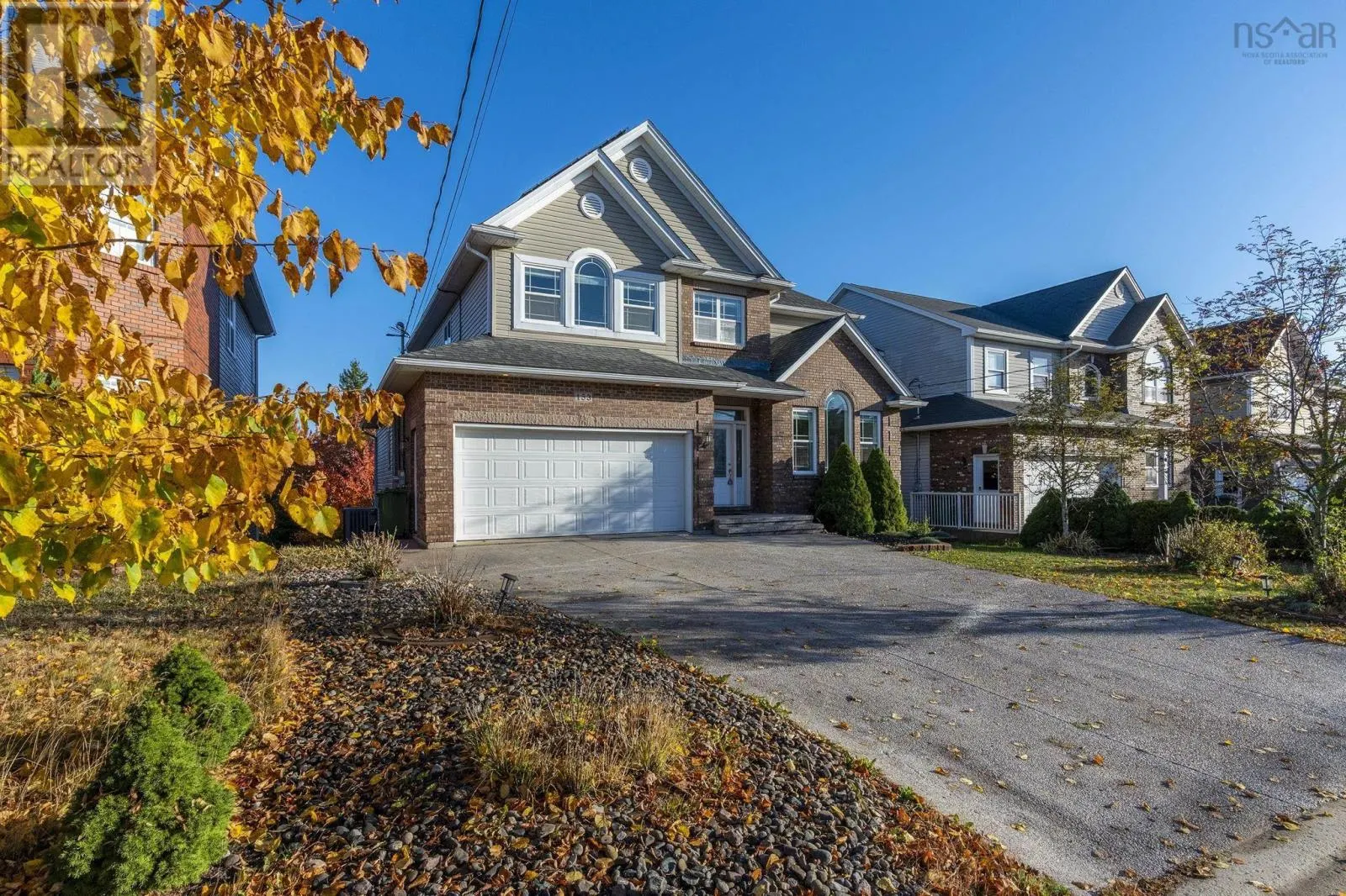 153 Ravines Drive