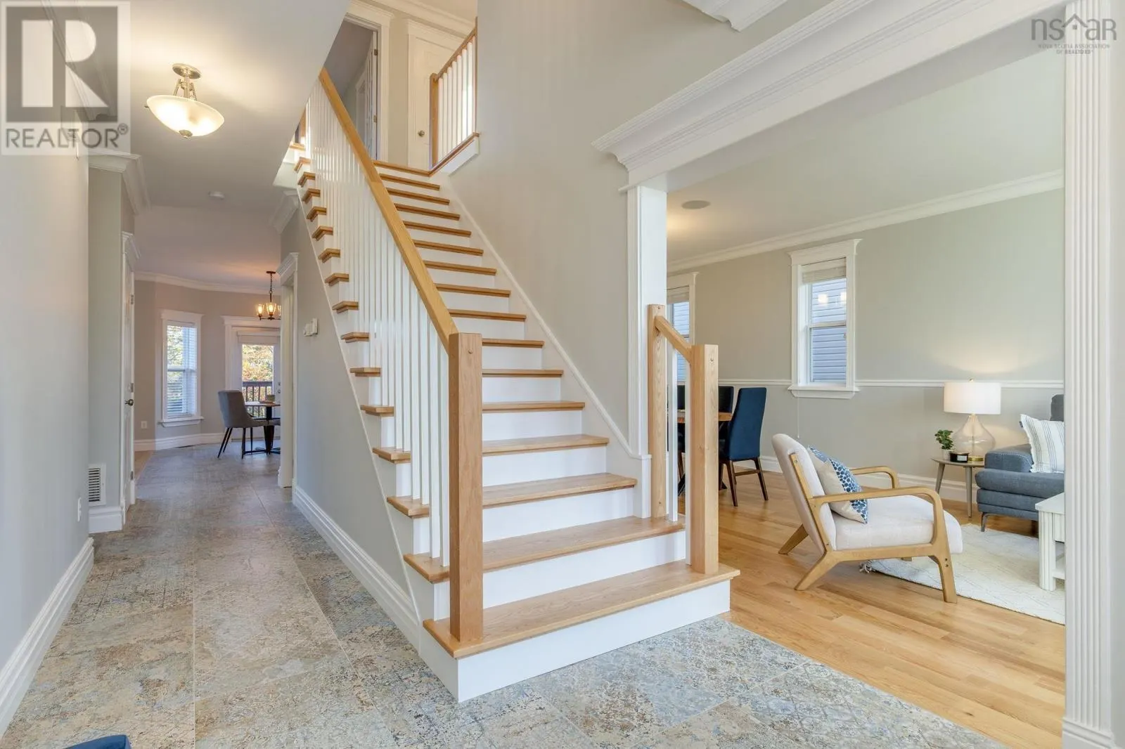 153 Ravines Drive