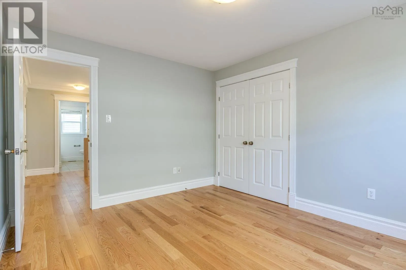 153 Ravines Drive