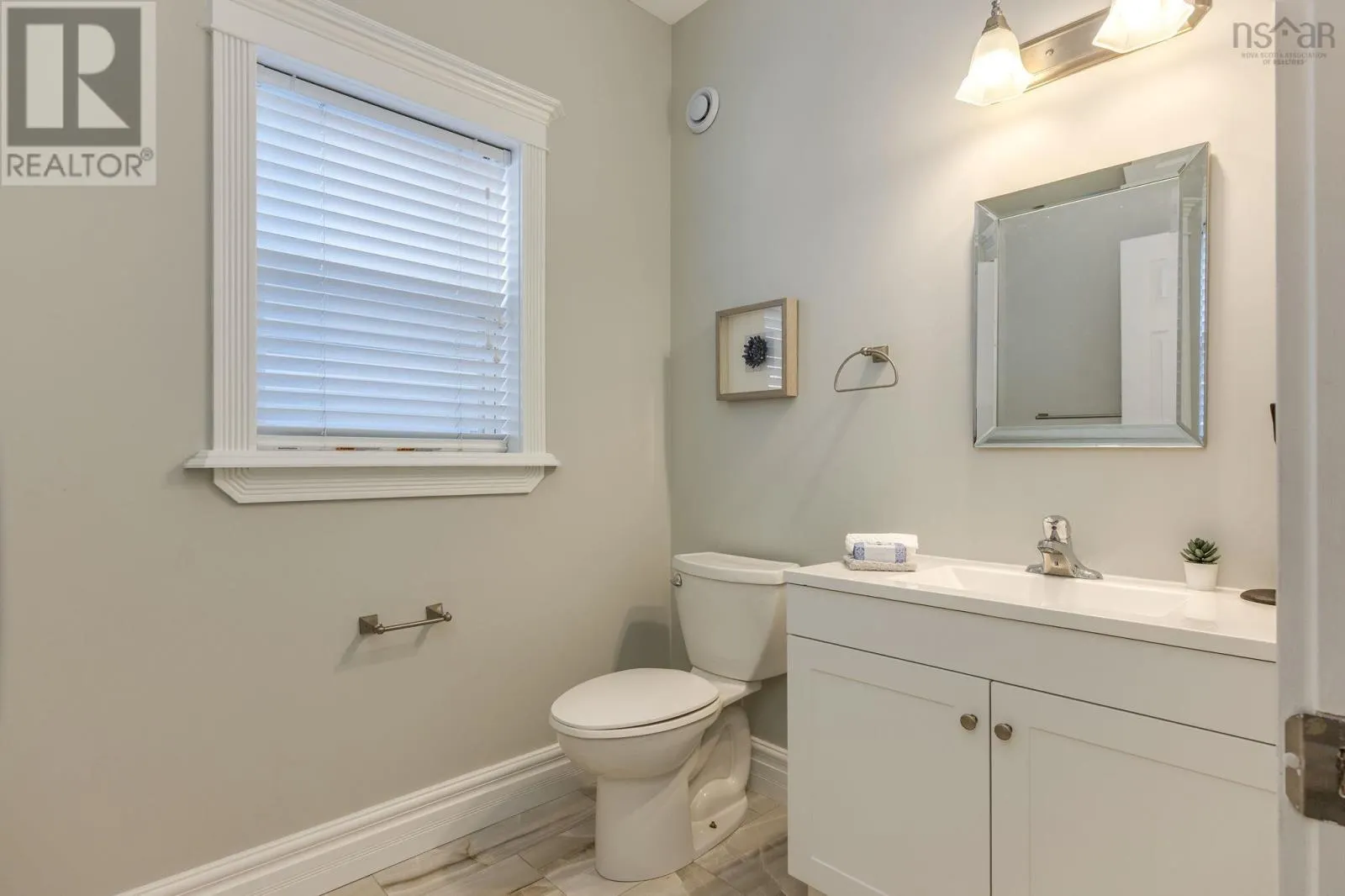 153 Ravines Drive