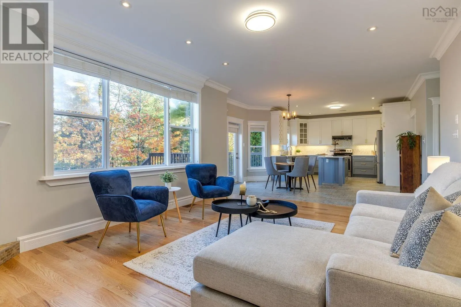 153 Ravines Drive