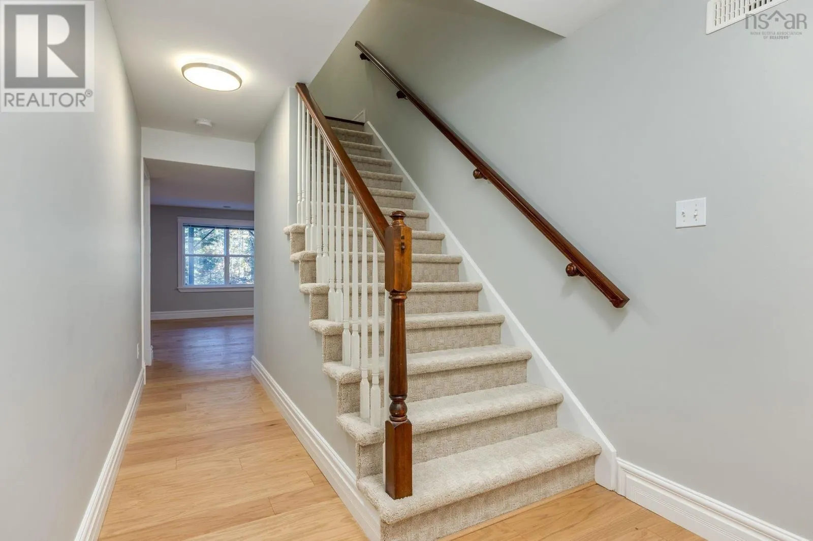 153 Ravines Drive