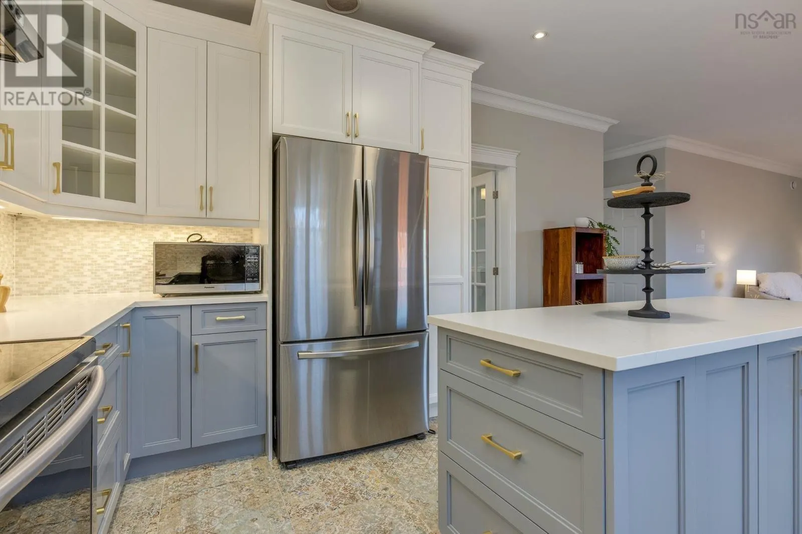 153 Ravines Drive