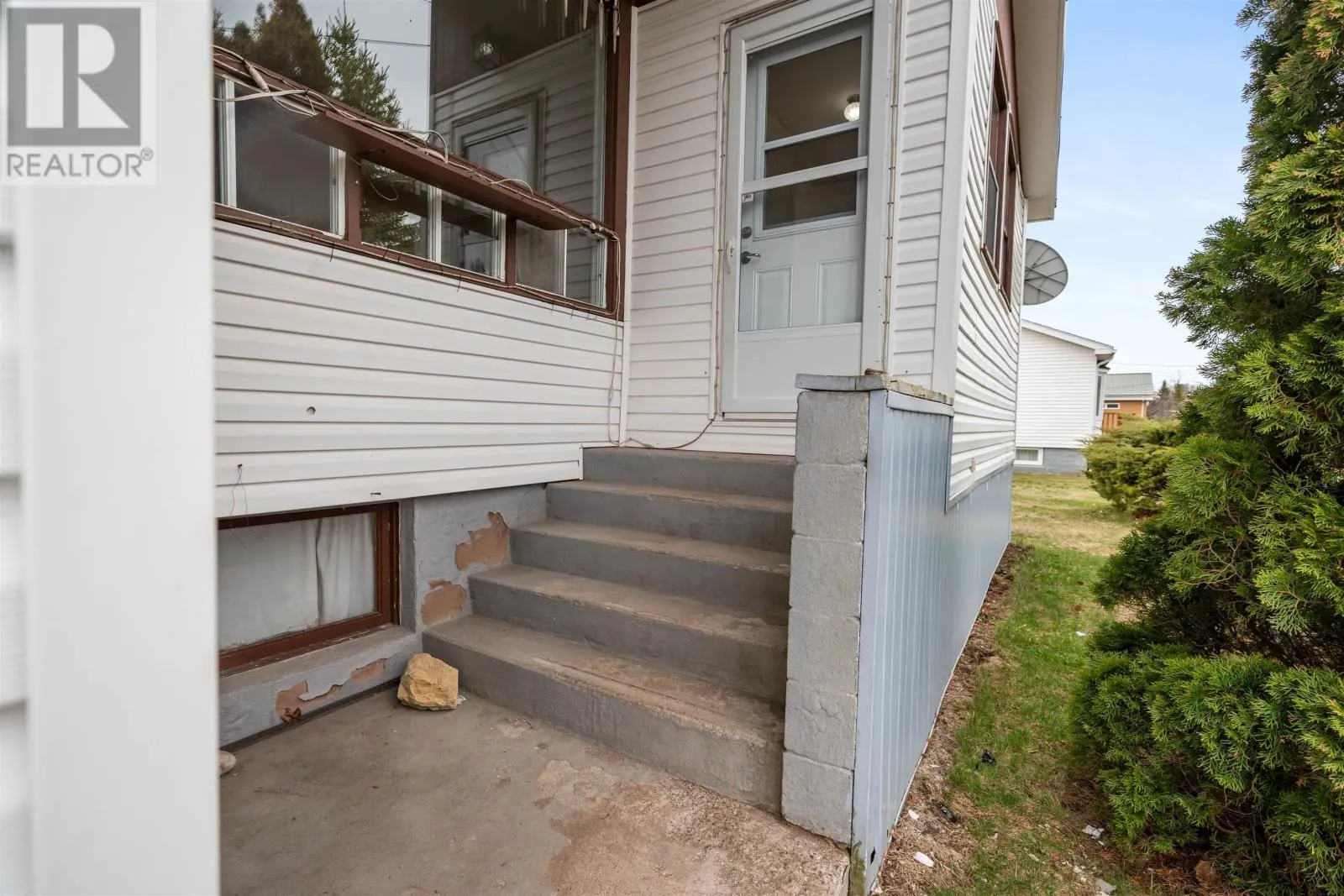 284 Willow Street