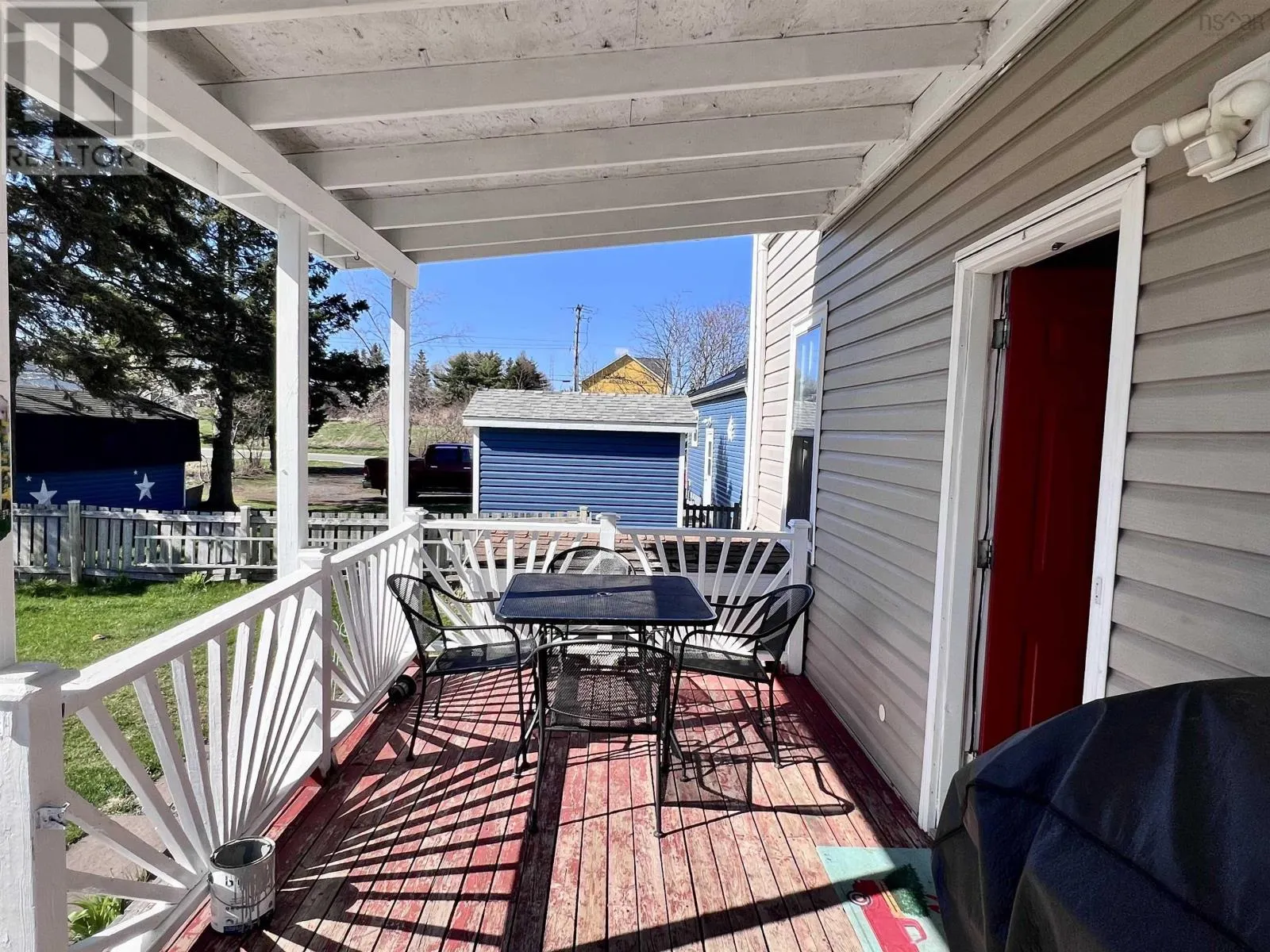166 North Foord Street