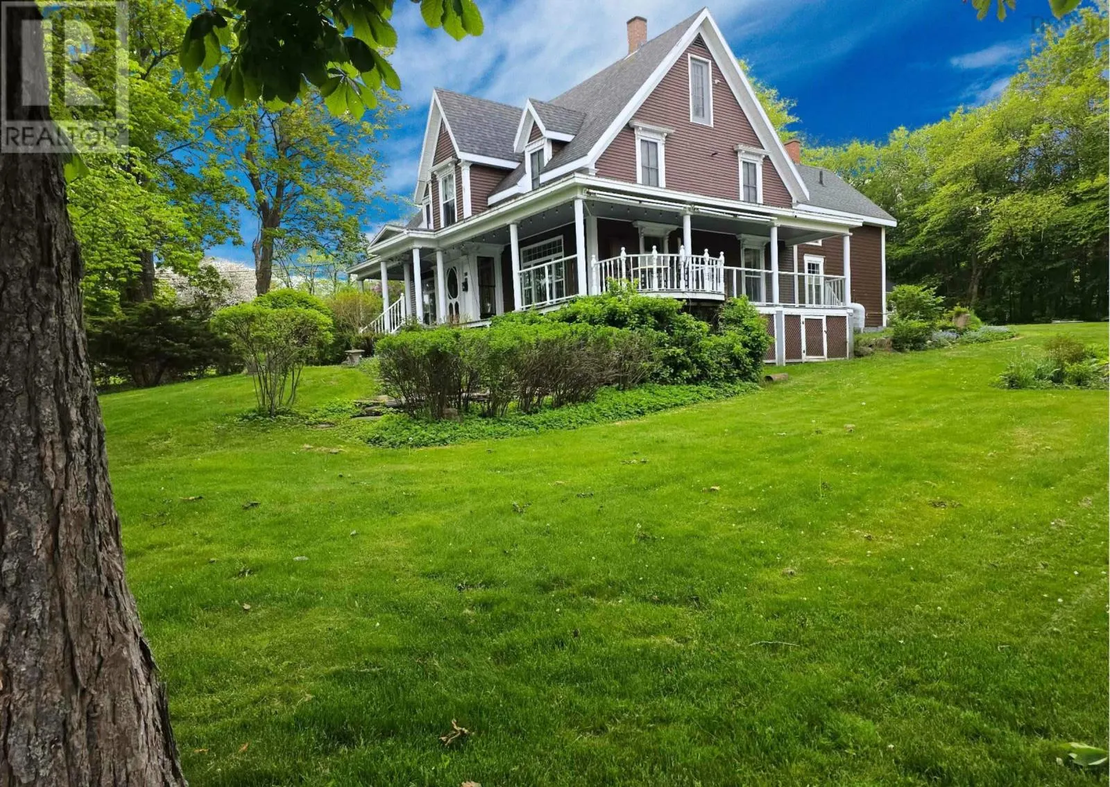 148 Crescent Street