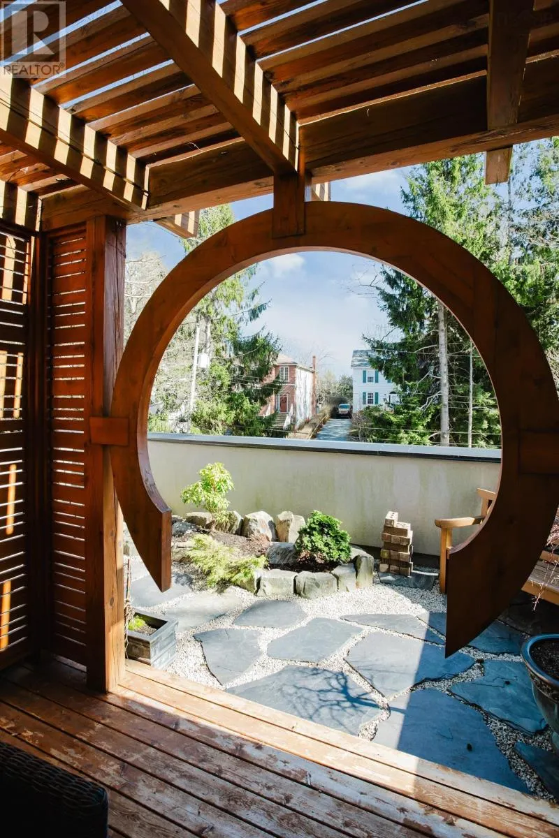 6177 Regina Terrace