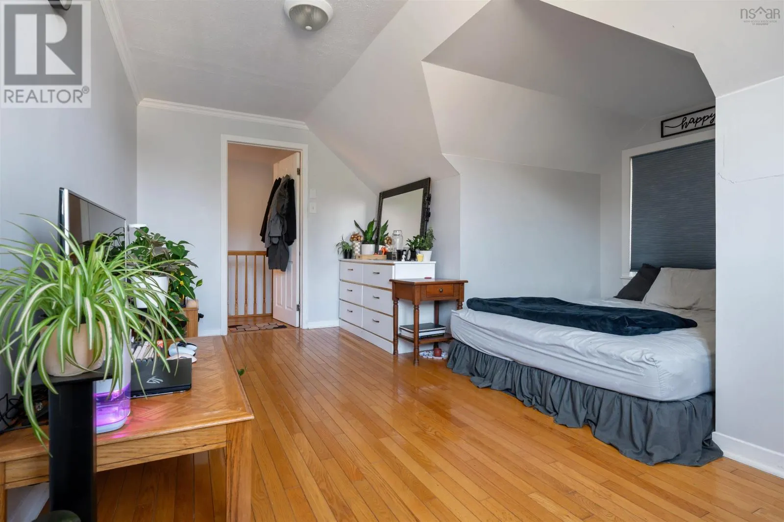 4 Tupper Court