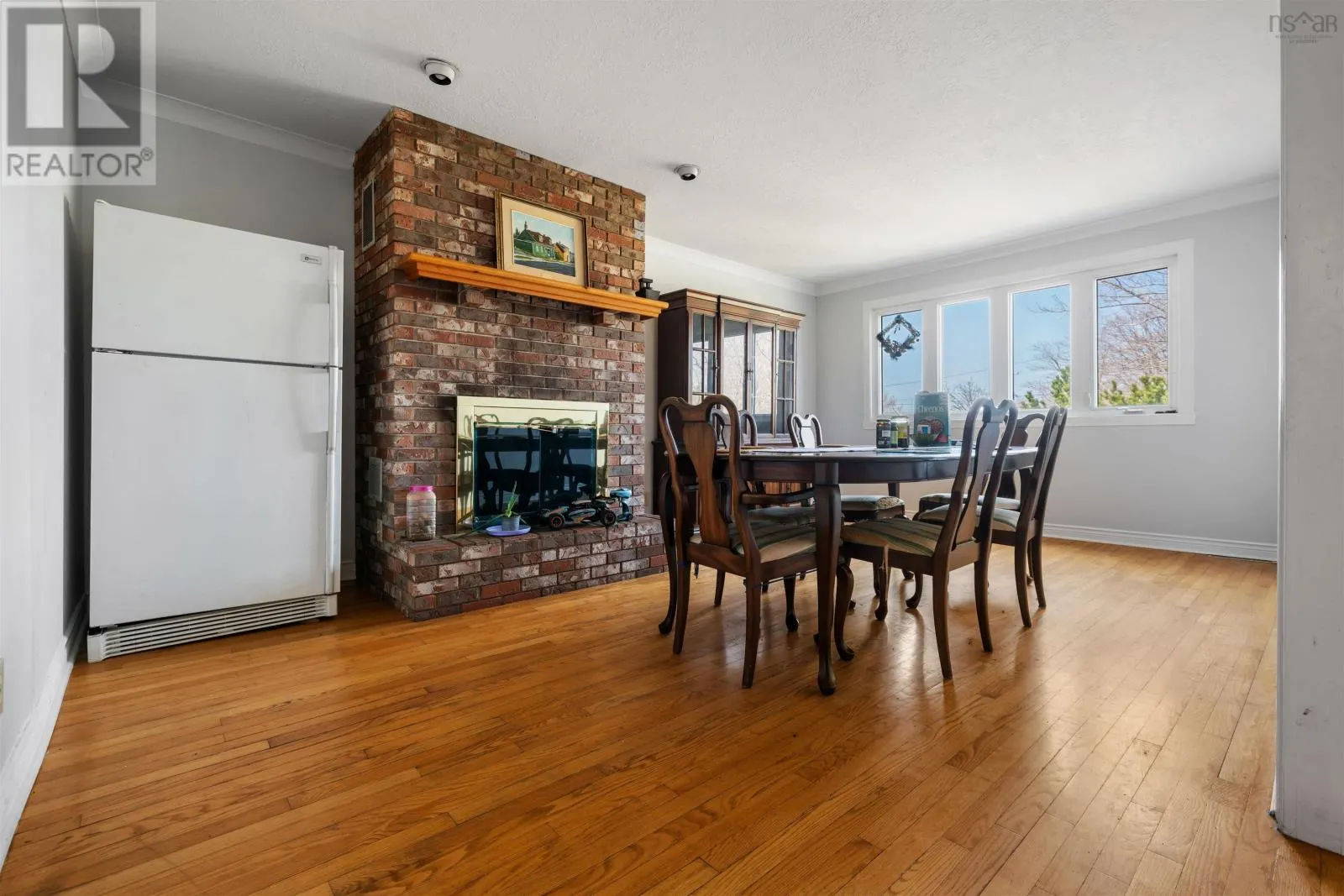 4 Tupper Court