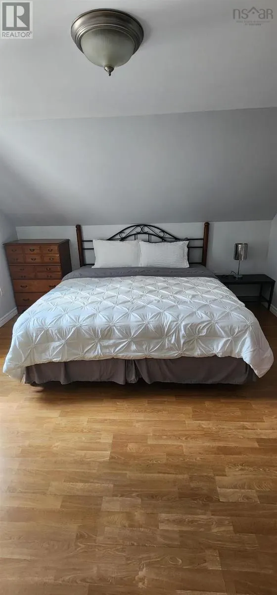 4 Tupper Court