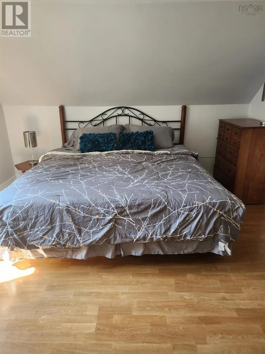 4 Tupper Court