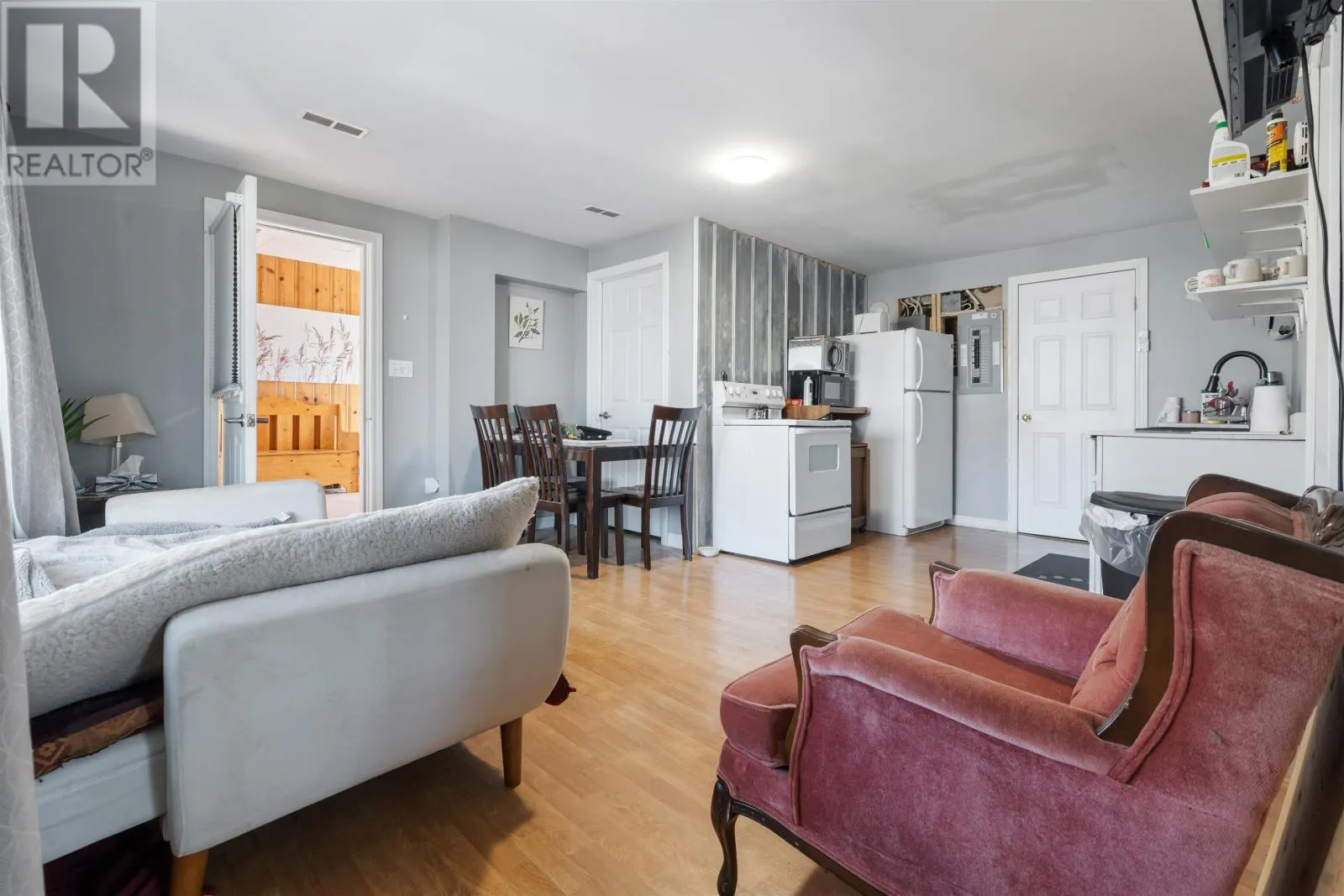4 Tupper Court
