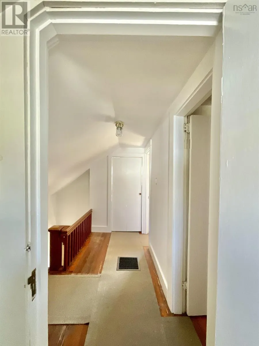 202 White Point Road