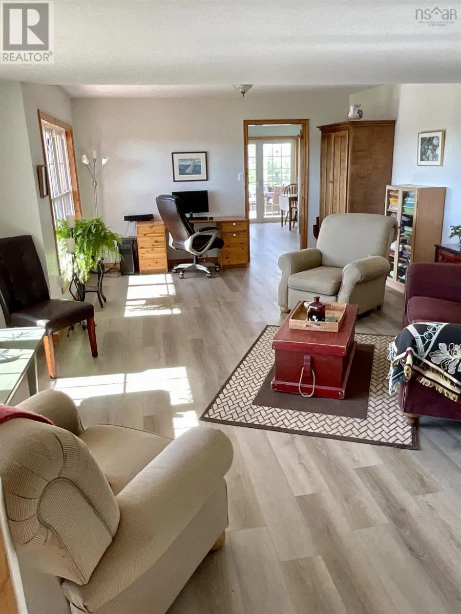202 White Point Road