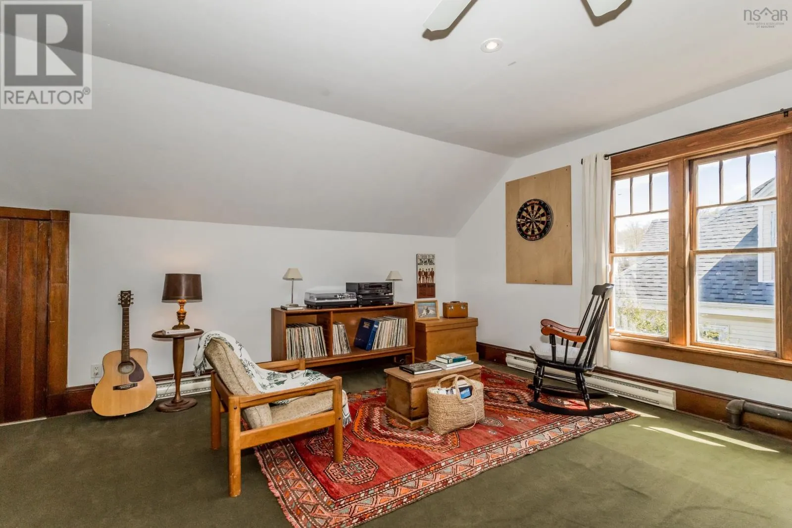 12 Linden Avenue
