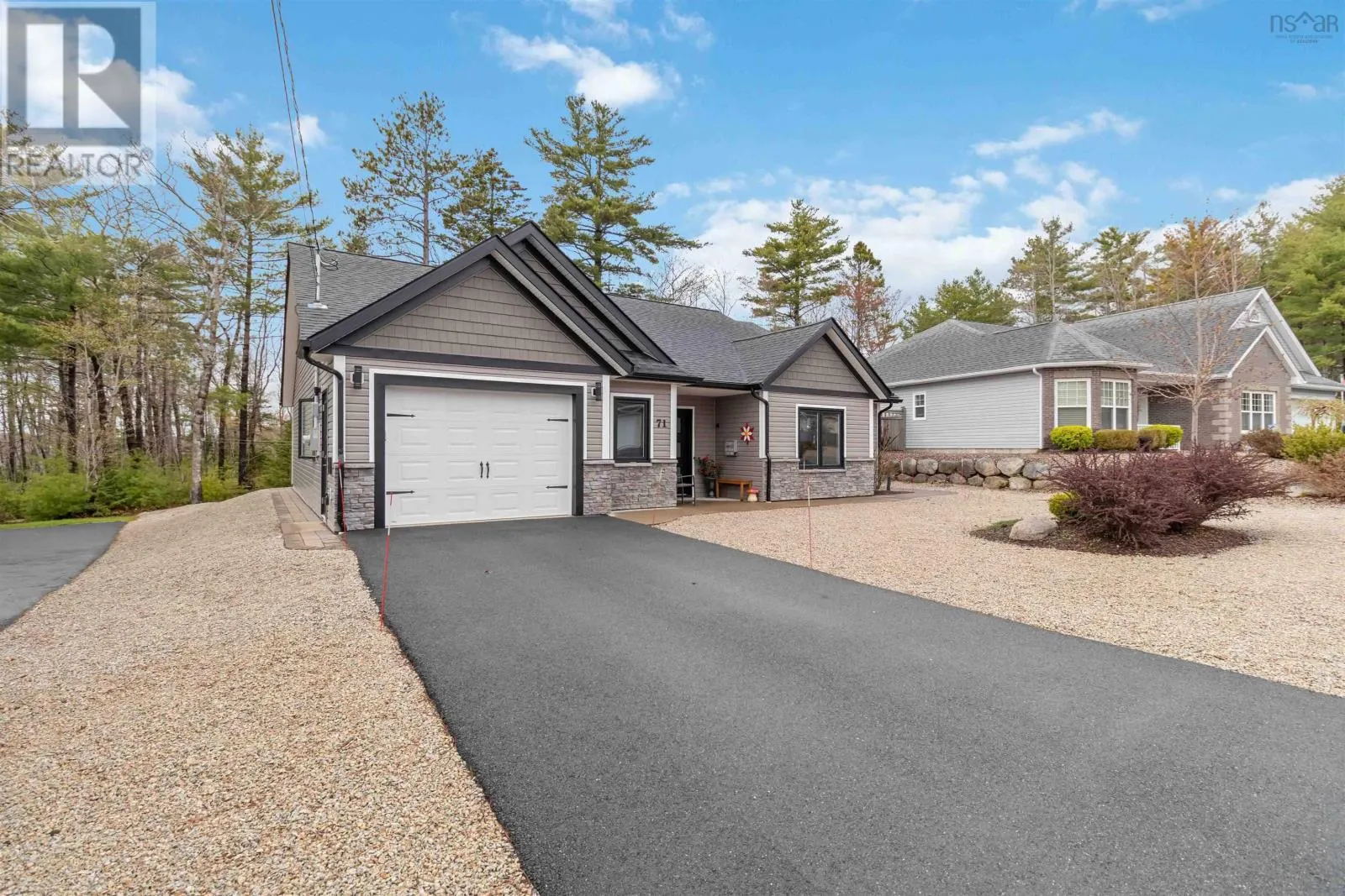 71 Acorn Drive