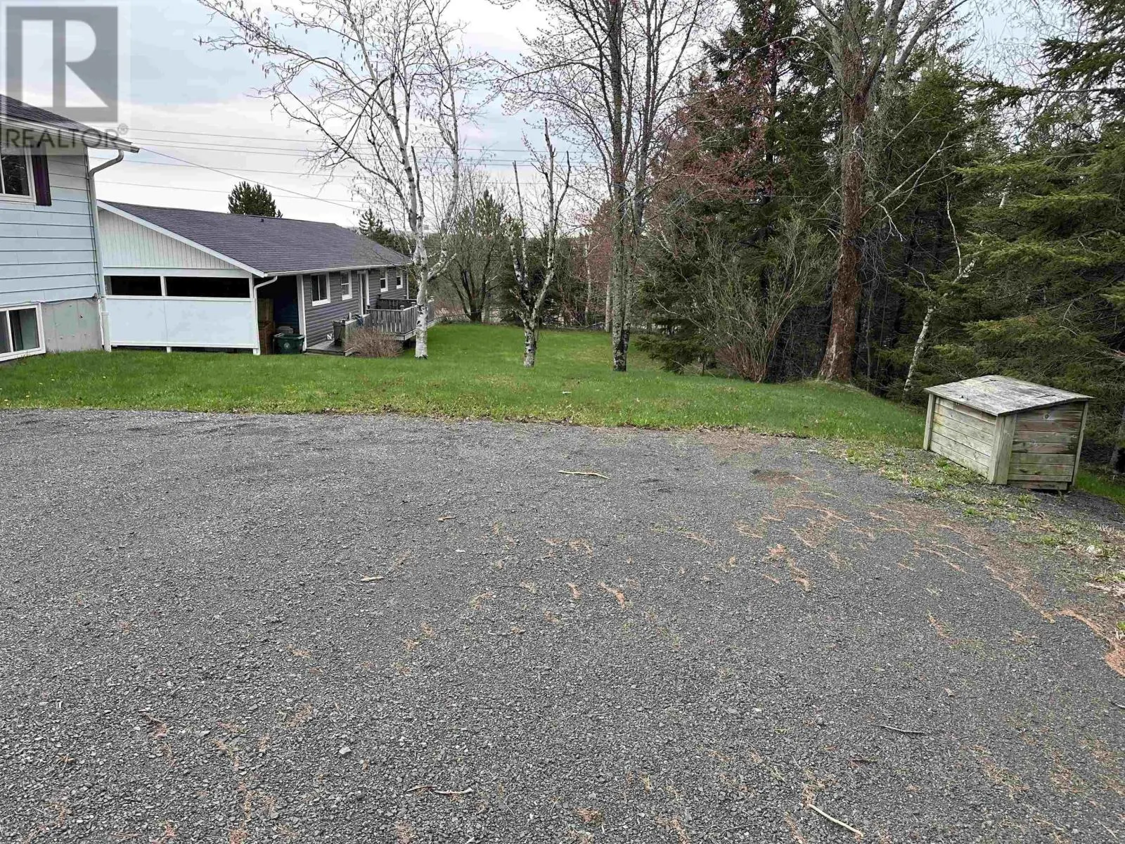 32 Greening Drive