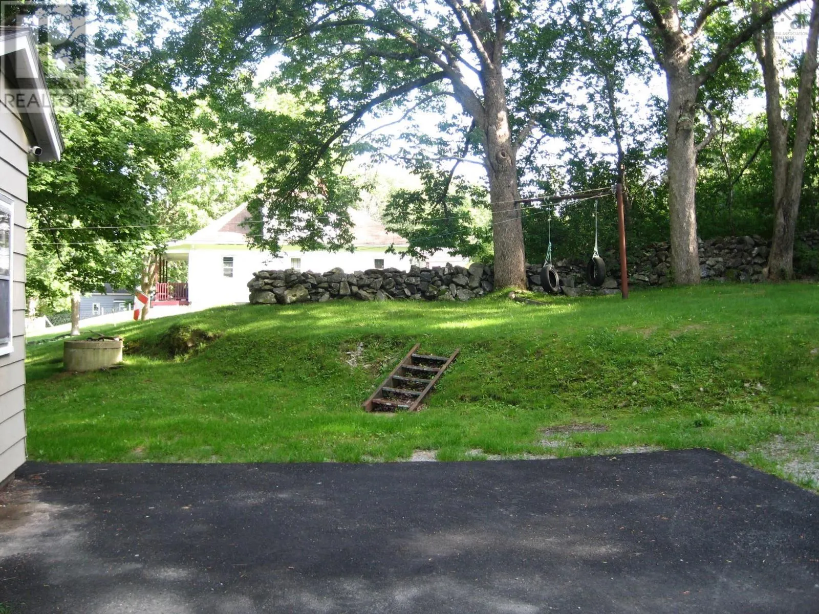 166 West Street