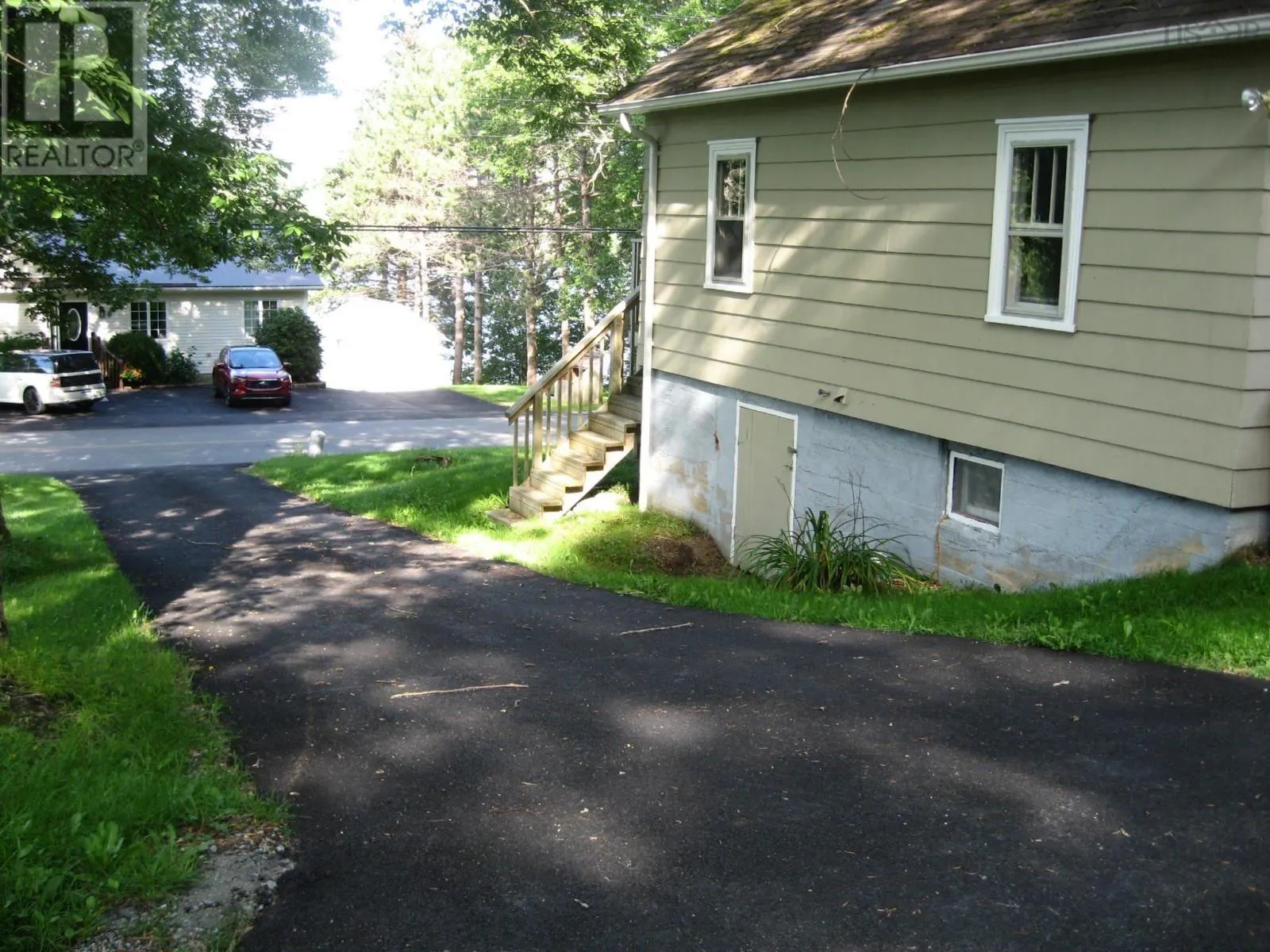 166 West Street