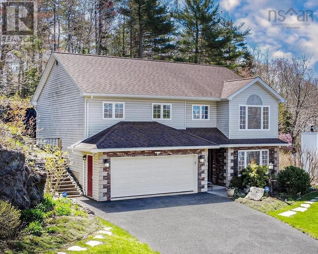91 Ridgevale Drive