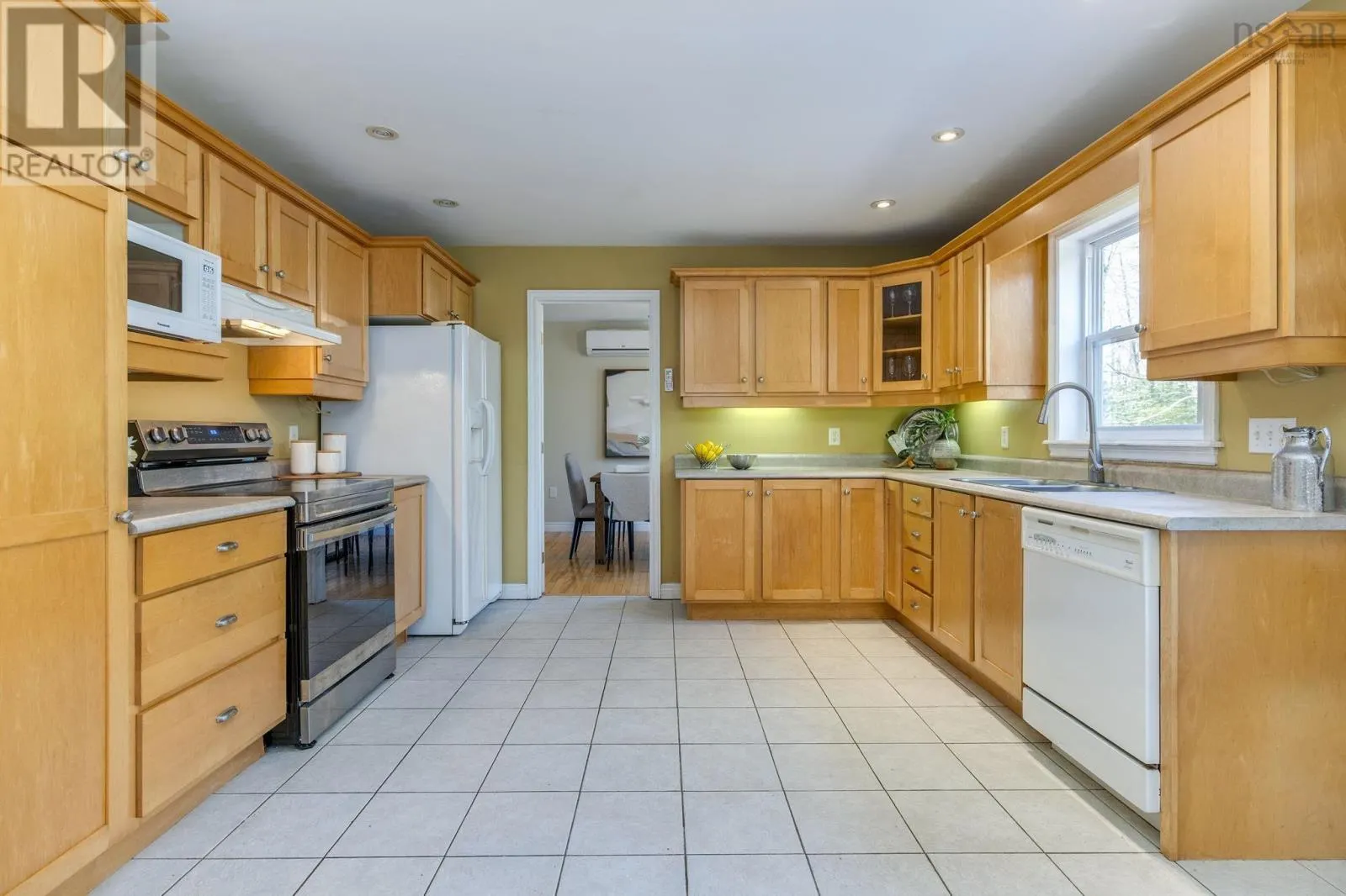255 Sandwick Drive